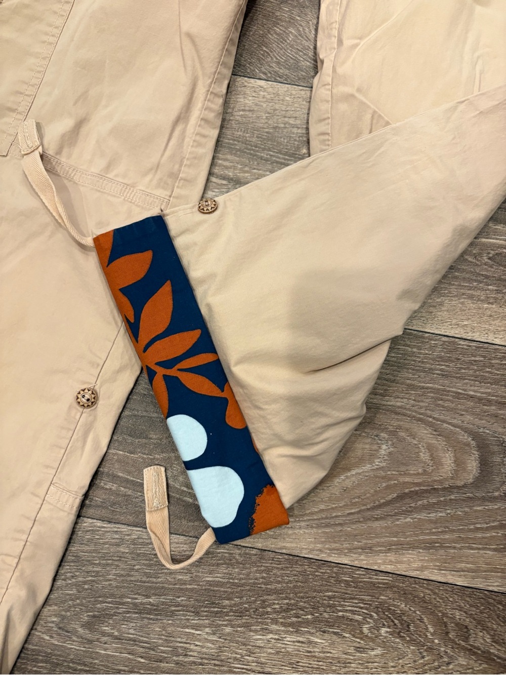 Aventura Clothing Beige Khaki Pants with Decorative Button Roll Tab Pants Size 4 - Picture 4 of 5